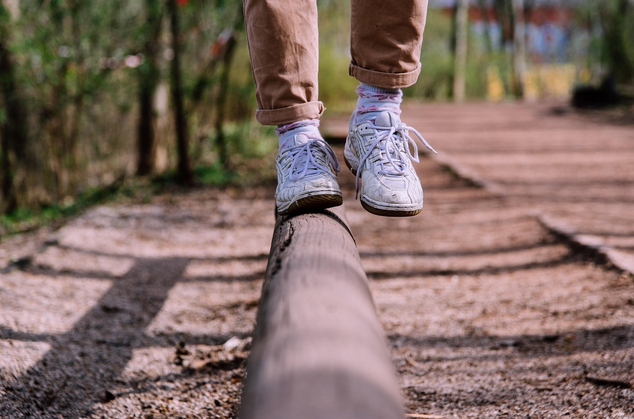 Close up of bare feet showing the joints susceptible to gout flares