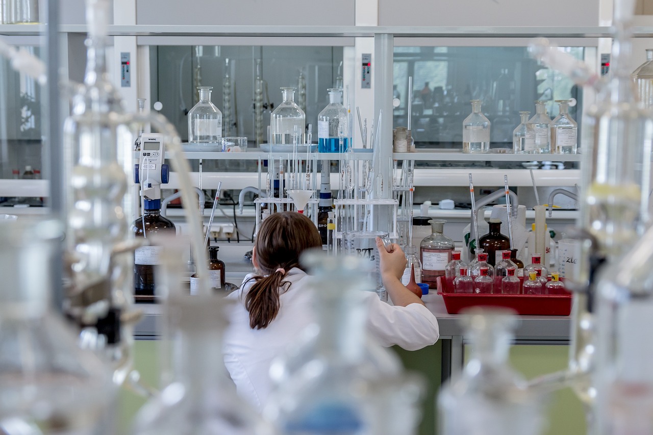 Medical research laboratory scientists studying gout